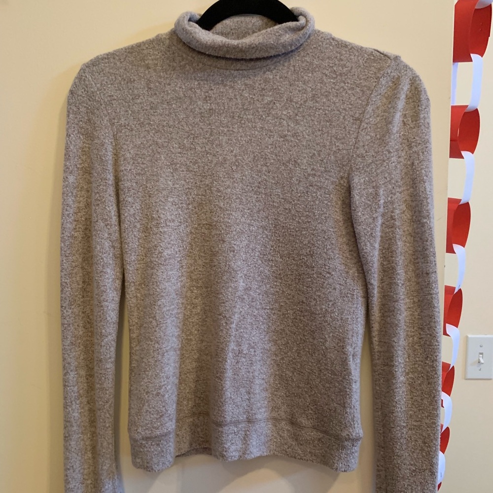 Pacsun turtle neck
